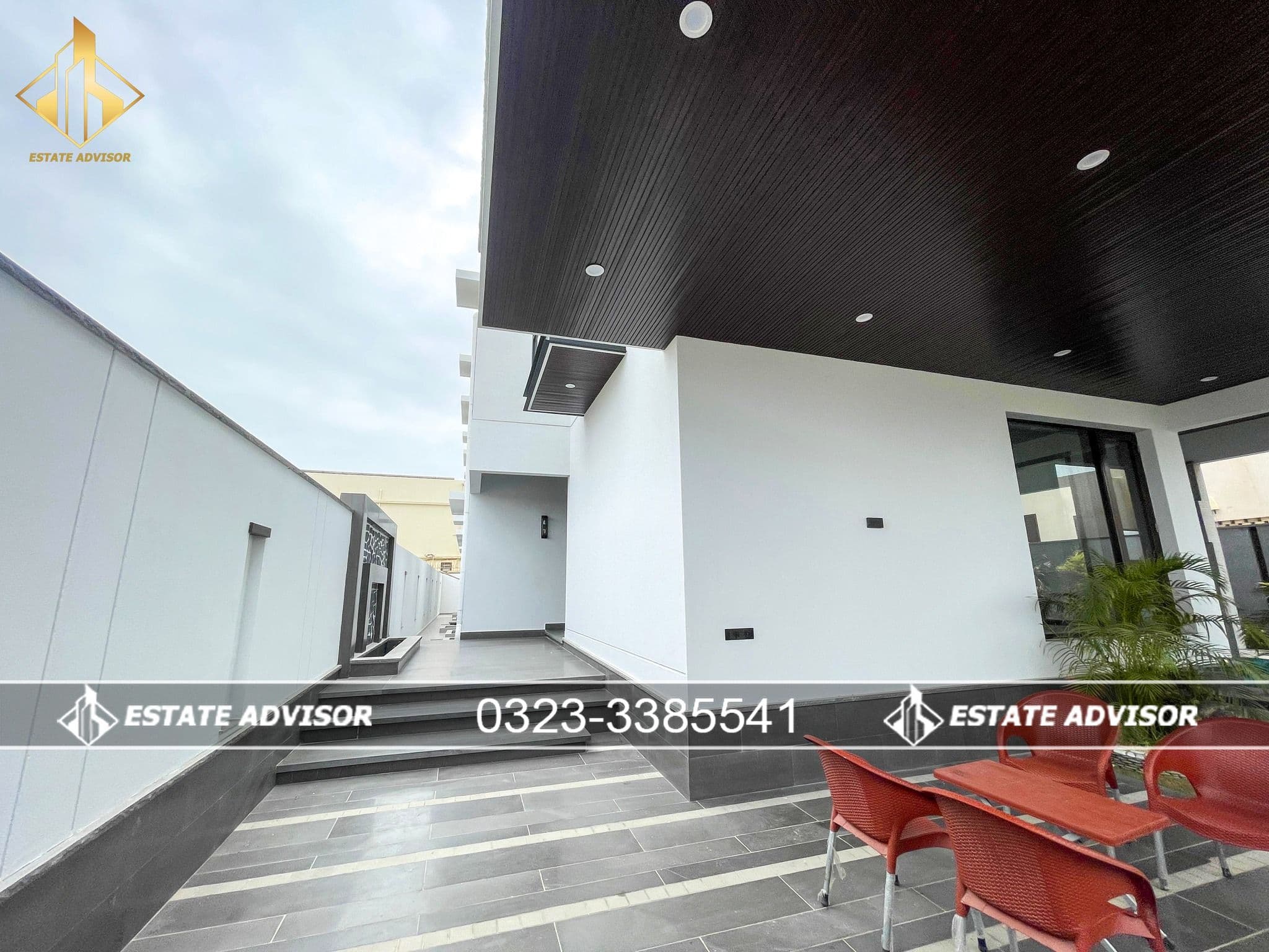 666 Yards Brand New Ultra Luxury House Available For Sale - 26