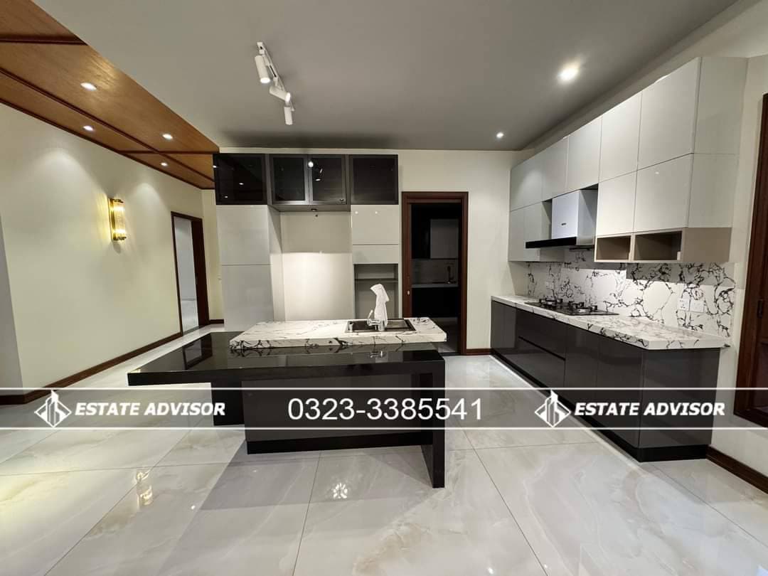 Luxurious House with Premium Amenities available for Sale - 8