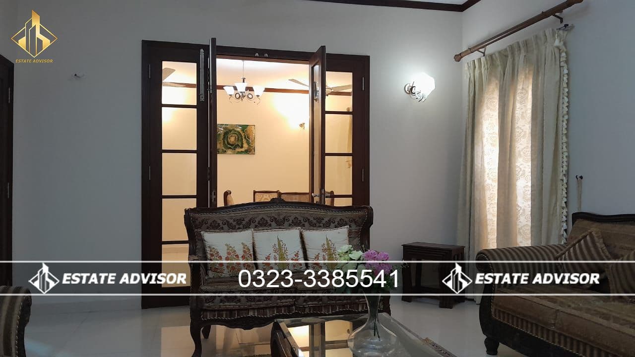 500 Square Yards Bungalow Available for Sale (12 Years old) - 10