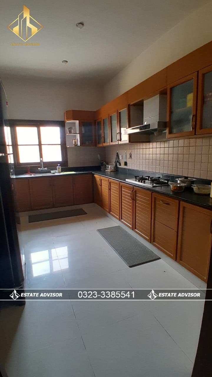 500 Square Yards Bungalow Available for Sale (12 Years old) - 3